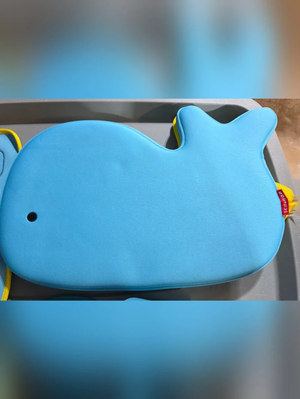 Skip Hop Blue Whale Elbowmat, Knee Mat, Tub Stopper And Faucet Protector